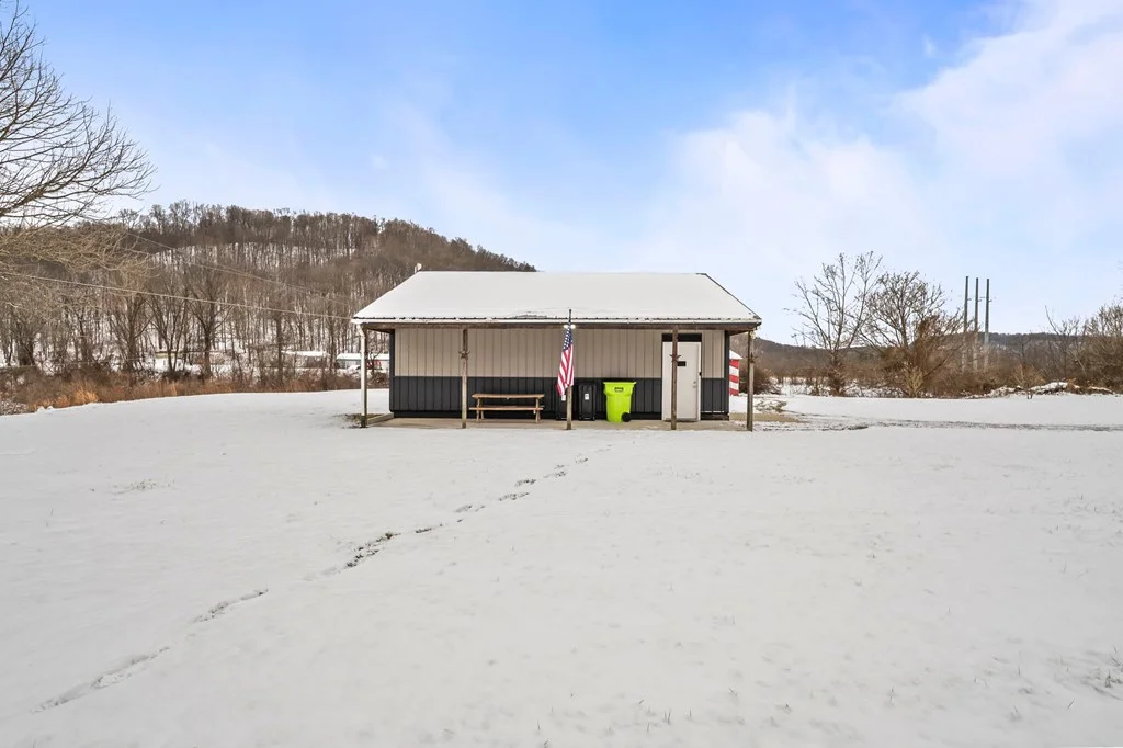Property Image 100