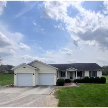 102 Hunter's Way Chillicothe OH 45601 Residential