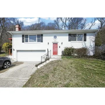 1235 St. Rt. 552 Waverly OH 45690 Residential