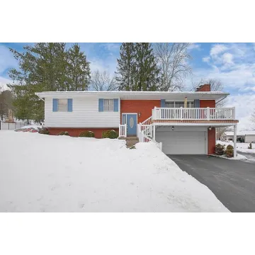 1295 Randall Court Chillicothe OH 45601 Residential