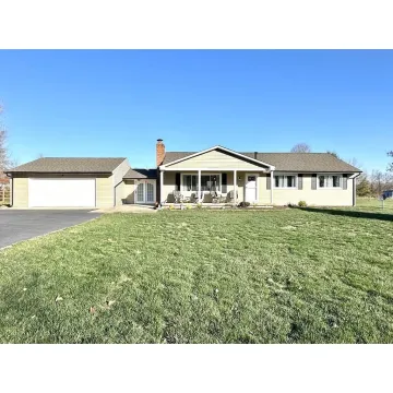 13540 Walker Road Ashville OH 43103 Residential