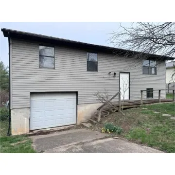 1358 Neighborhood Road Gallipolis OH 45631 Residential