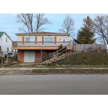 136 Hayward Street Circleville OH 43113 Residential