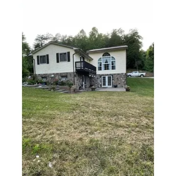 1497 Hard Scrapple Wellston OH 45692 Residential