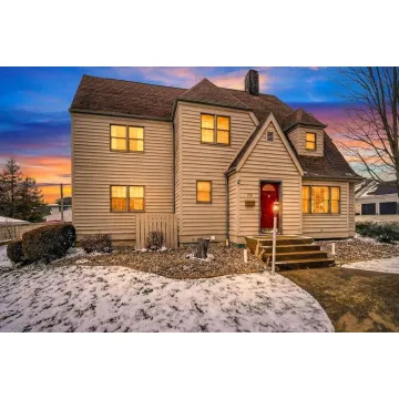 152 E South Street Jackson OH 45640 Residential