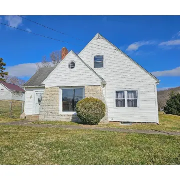 1614 St Rt 160 Gallipolis OH 45631 Residential