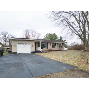 18 Berkley Road Londonderry OH 45647 Residential