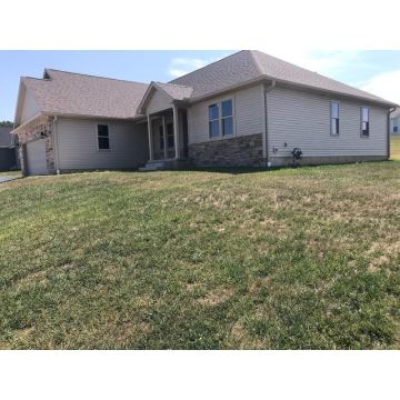 38 Stone Trace Drive Chillicothe OH 45601 Residential