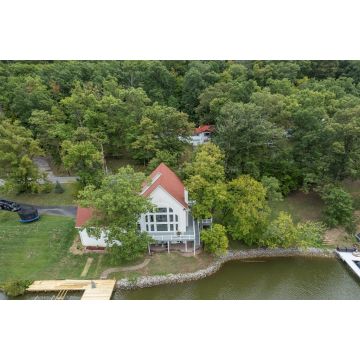 748 St. Rt. 552 Waverly OH 45690 Residential