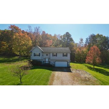 190 Chiefs Cove Road Bainbridge OH 45612 Residential