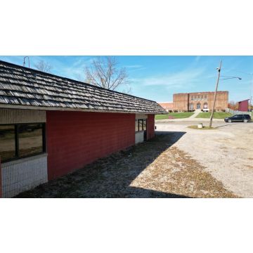 318 W High  Street McArthur OH 45651 Real Estate Only