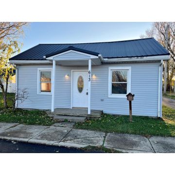 613 Delaware Street Washington Court House OH 43160 Residential