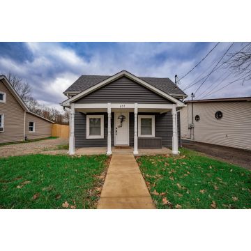 657 E Mound Circleville OH 43113 Residential