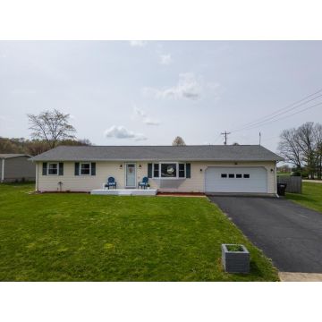 16 Adrian Drive Chillicothe OH 45601 Residential