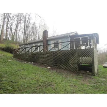 20048 St St. Rt. 124 Wellston OH 45692 Residential