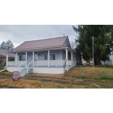 203 Walnut Street Waverly OH 45690 Residential