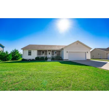 206 Lowell Ave. Frankfort OH 45628 Residential