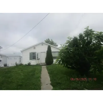 209 E 3RD ST Waverly OH 45690 Residential