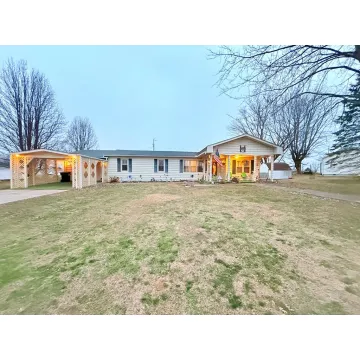 215 Chesley Street West Union OH 45693 Residential