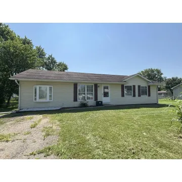 239 Maple Drive Frankfort OH 45628 Residential