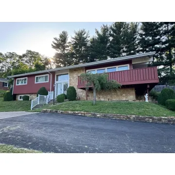 25 Applewood Drive Chillicothe OH 45601 Residential