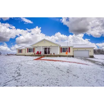 28671 Tarlton Adelphi Road Laurelville OH 43135 Residential