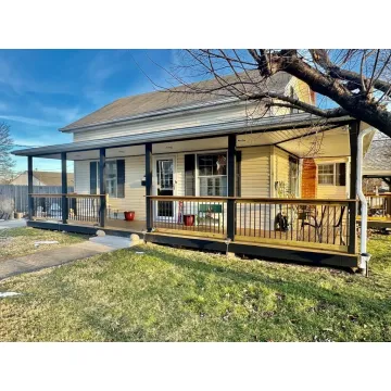 300 E North Street Waverly OH 45690 Residential