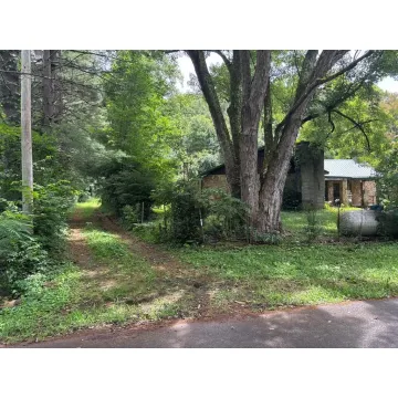 300 Woods Hollow Rd. Chillicothe OH 45601 Residential