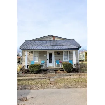 304 E 2ND ST Bainbridge OH 45612 Residential