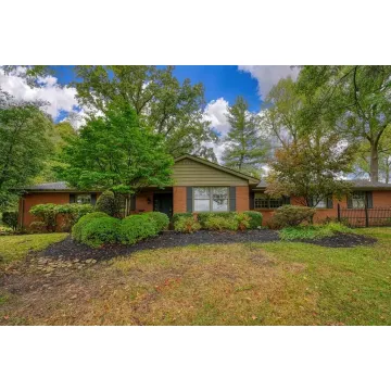 33 Applewood Drive Chillicothe OH 45601 Residential