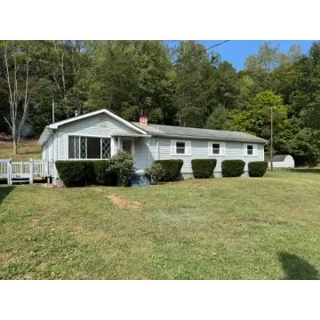 371 Bronx Corner Road Ray OH 45672 Residential