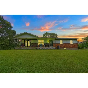 398 No. 8 Pike Wellston OH 45692 Residential