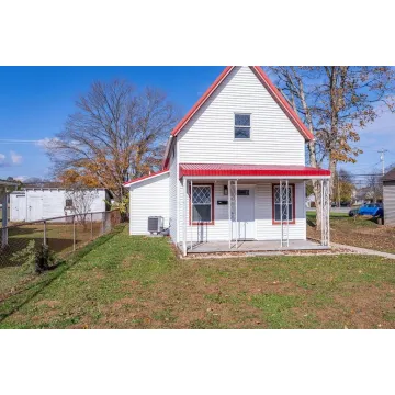 411 1ST AVE Waverly OH 45690 Residential