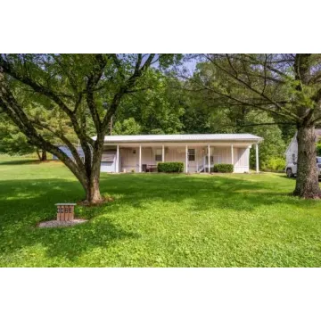 4423 St. Rt. 220 Waverly OH 45690 Residential