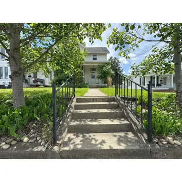 445 E Main  Street Circleville OH 43113 Residential