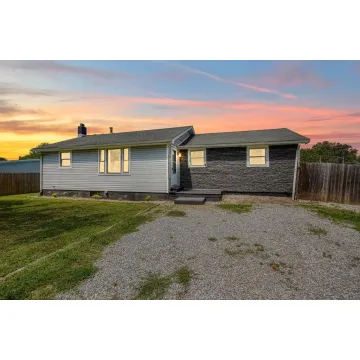 471 Woods Lane Richmond Dale OH 45673 Residential