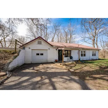 515 Howard Street Waverly OH 45690 Residential