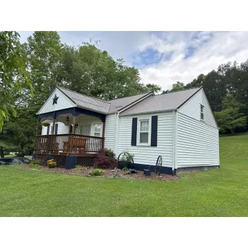 51641 Old Route 50 Londonderry OH 45647 Residential