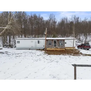 59 Elkart Road Beaver OH 45613 Residential