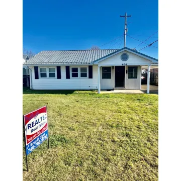 600 Walnut Street Waverly OH 45690 Residential