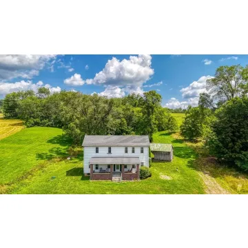 61823 US Highway 50 E McArthur OH 45651 Residential