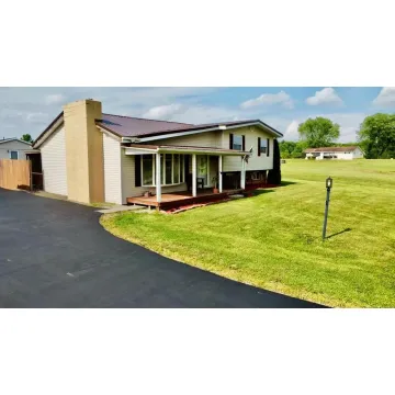 697 St. Rt. 220 Piketon OH 45661 Residential