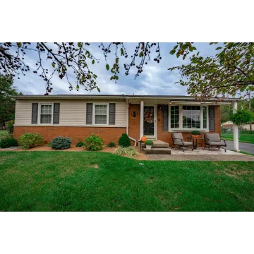 8 Coventry  Court Chillicothe OH 45601 Residential