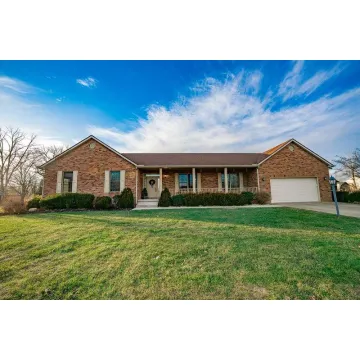 8 McIntosh Court Chillicothe OH 45601 Residential