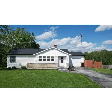 8561 St. Rt. 124 Hillsboro OH 45133 Residential