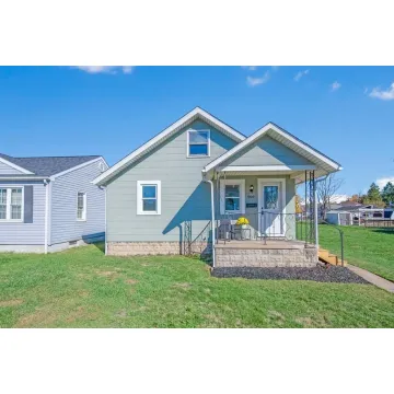 909 Adams Ave. Chillicothe OH 45601 Residential