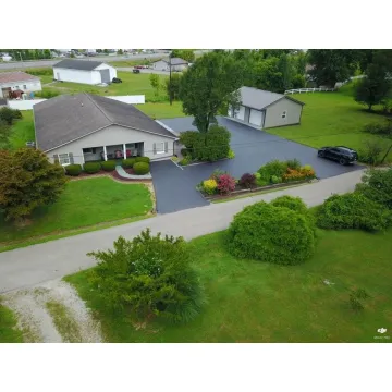 97 Hoffman Lane Waverly OH 45690 Residential