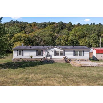 7135 Walnut Creek Road Kingston OH 45601 Residential
