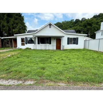 52 Gallia Street Crown City OH 45623 Residential
