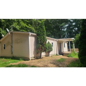 132 Central Ave. West Portsmouth OH 45663 Residential